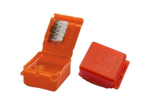 Blister Pack of 1 x Superblock 5 Submersible connector 5 x 4 mm2